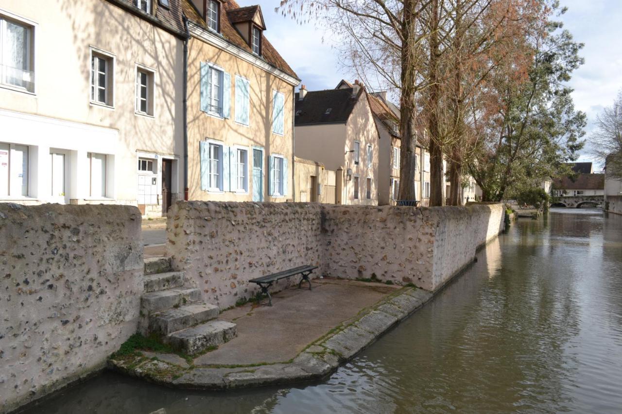 L'Essentiel De Chartres Apartment Luaran gambar